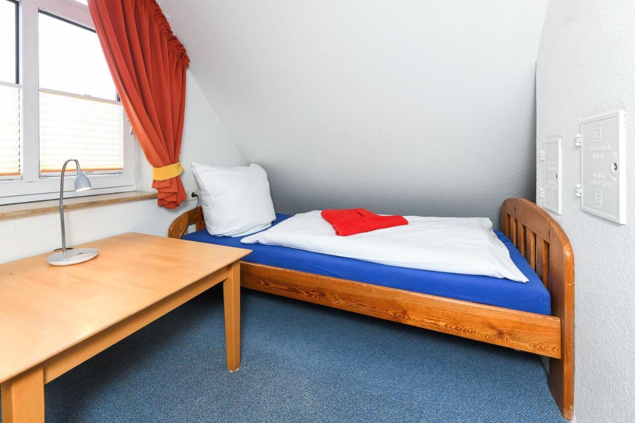 Ferienwohnung Juist Inselhaus Am Deich Neuharlingersiel Esterno foto