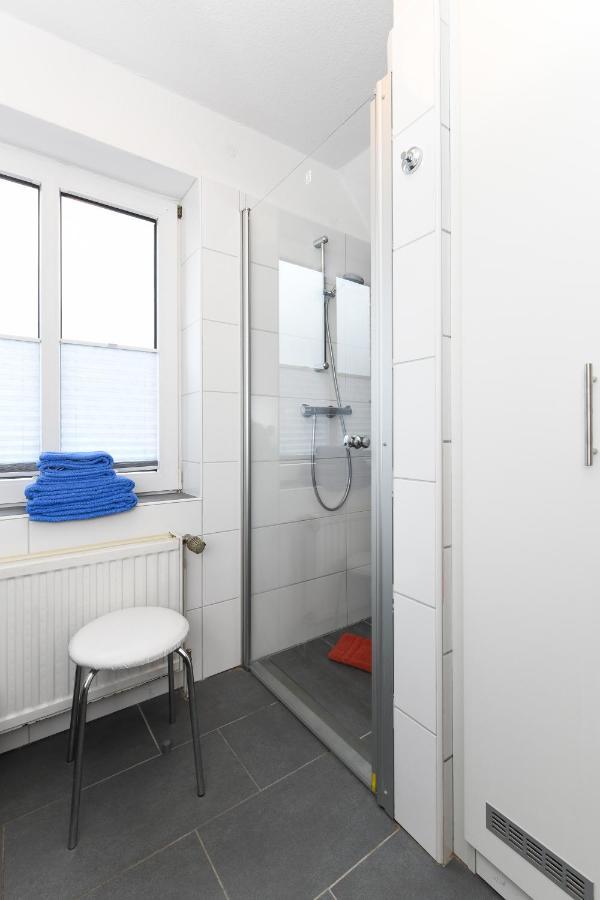 Ferienwohnung Juist Inselhaus Am Deich Neuharlingersiel Esterno foto