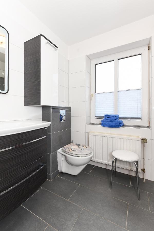Ferienwohnung Juist Inselhaus Am Deich Neuharlingersiel Esterno foto