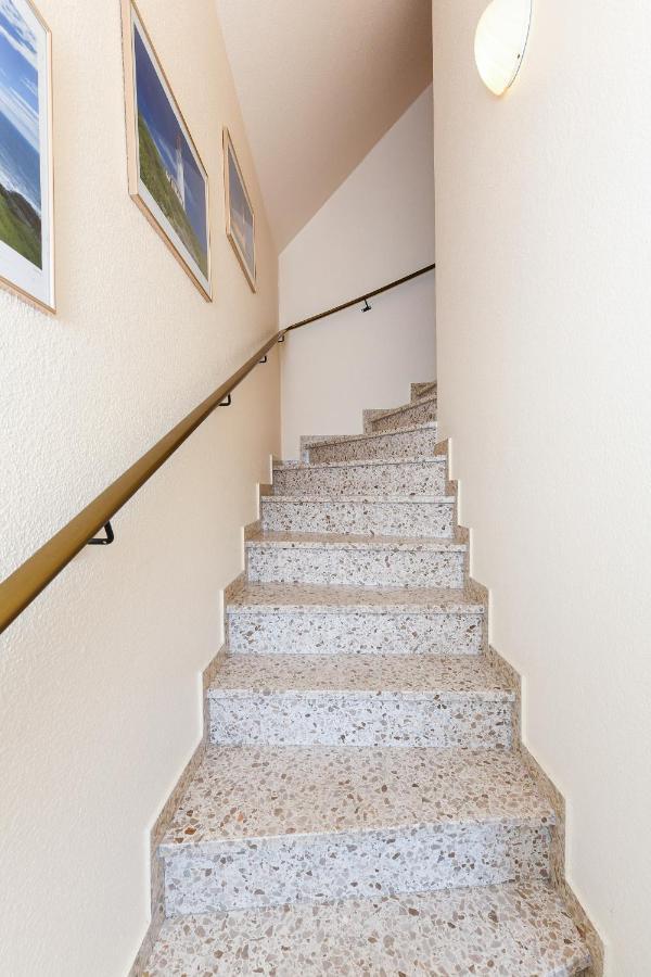 Ferienwohnung Juist Inselhaus Am Deich Neuharlingersiel Esterno foto