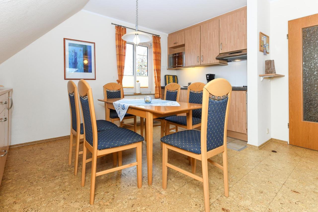 Ferienwohnung Juist Inselhaus Am Deich Neuharlingersiel Esterno foto